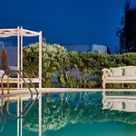 La Maison Private *