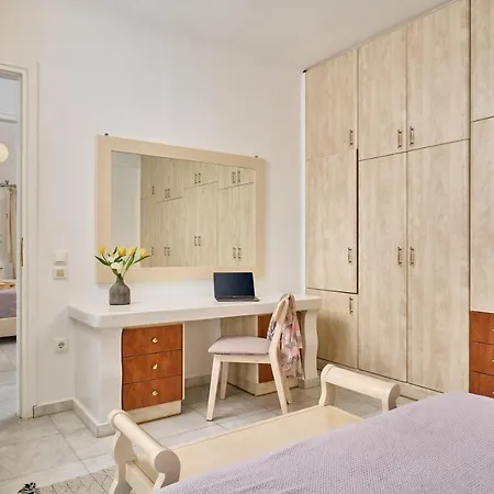 La Maison Private Santorini *