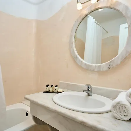 La Maison Private Agia Paraskevi (Santorini)