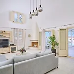 Villa La Maison Private *