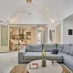 La Maison Private Villa Agia Paraskevi (Santorini)